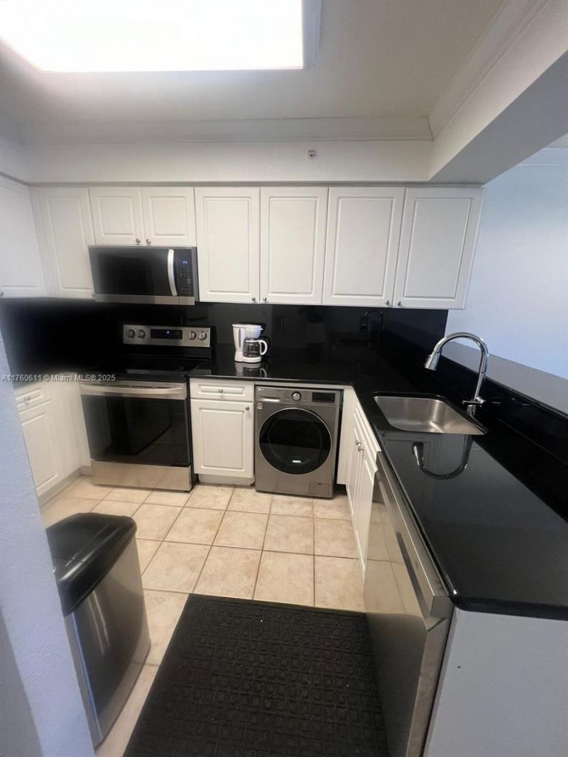 2501 S Ocean Dr, Unit 834, Hollywood, FL 33019 Photo