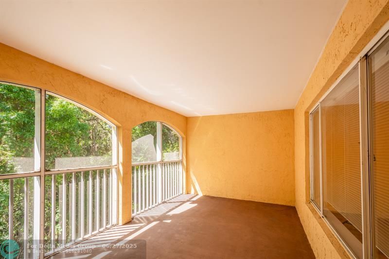 2440 NW 33rd St, Unit 1808, Oakland Park, FL 33309 Photo
