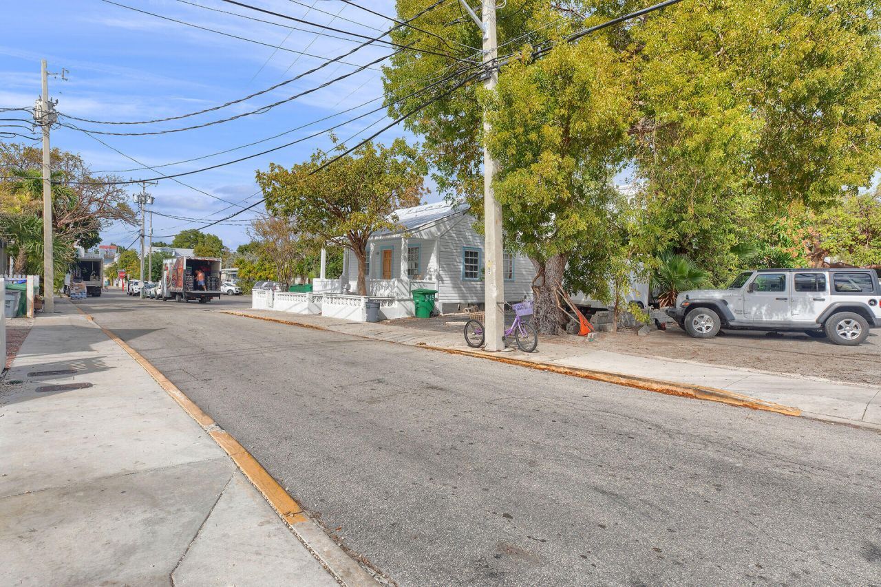 517 Duval & 518 Bahama Street, Key West, FL 33040 Photo