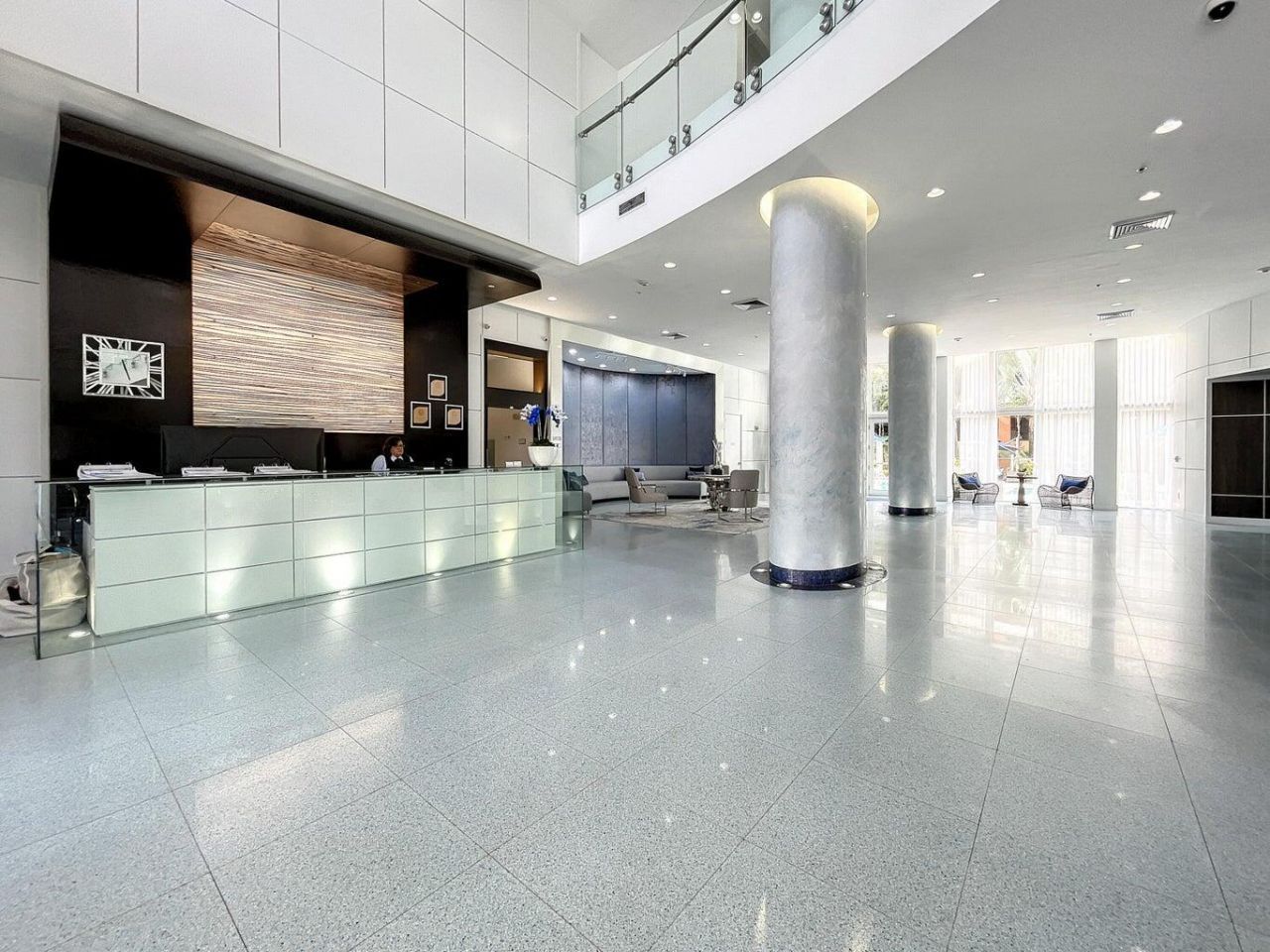 18800 NE 29th Avenue, Unit 816, Aventura, FL 33180 Photo