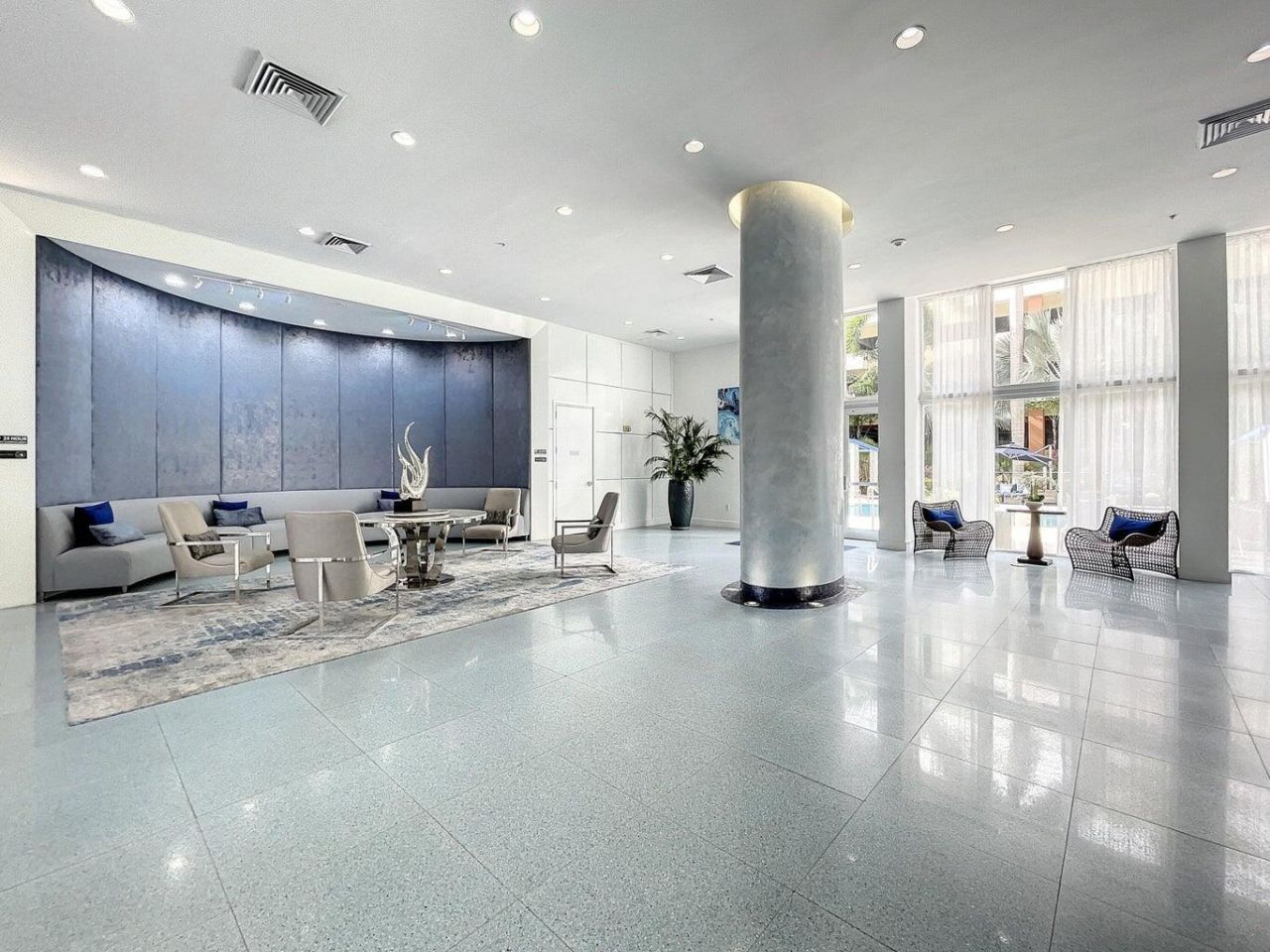 18800 NE 29th Avenue, Unit 816, Aventura, FL 33180 Photo