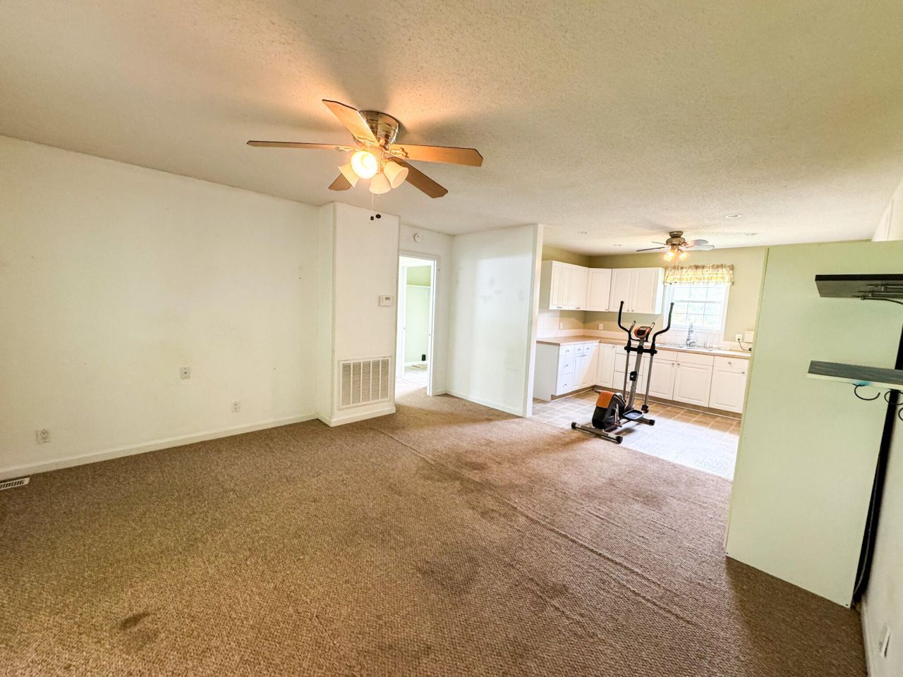 60 Caboose Court Photo 11