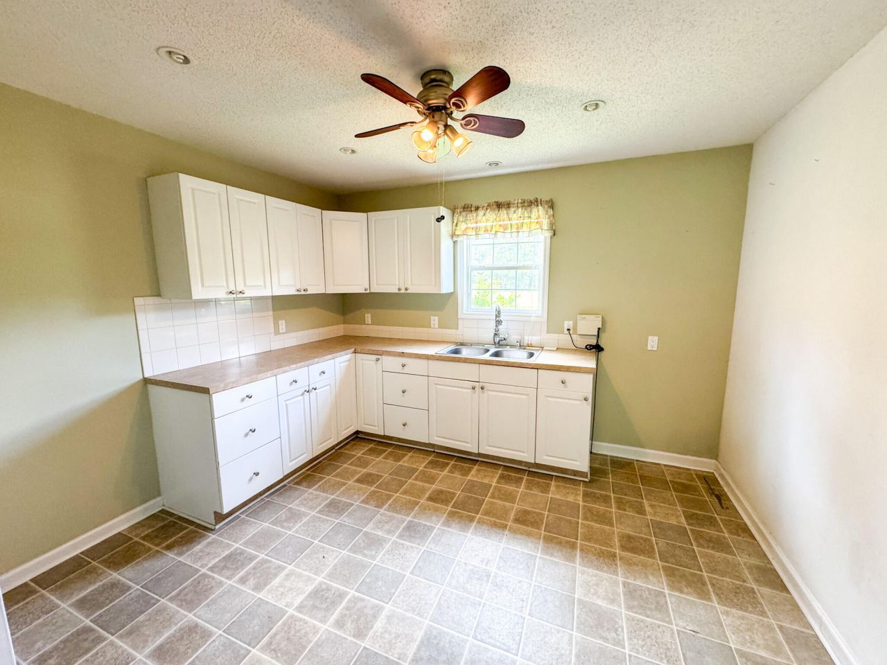 60 Caboose Court Photo 13