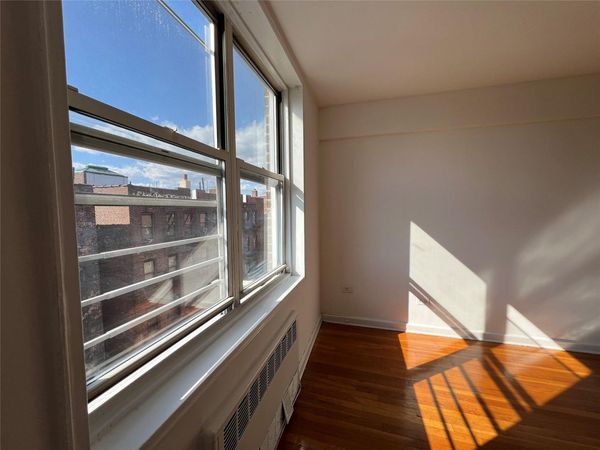 1475 Thieriot Avenue, Unit 5J, Bronx, NY 10460