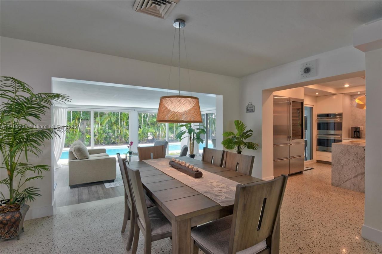 262 Bombay Ave, Lauderdale by the Sea, FL 33308 Photo