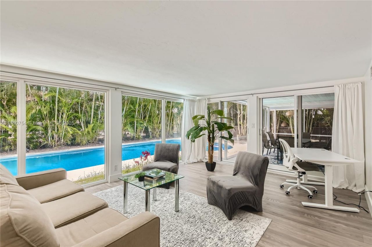 262 Bombay Ave, Lauderdale by the Sea, FL 33308 Photo