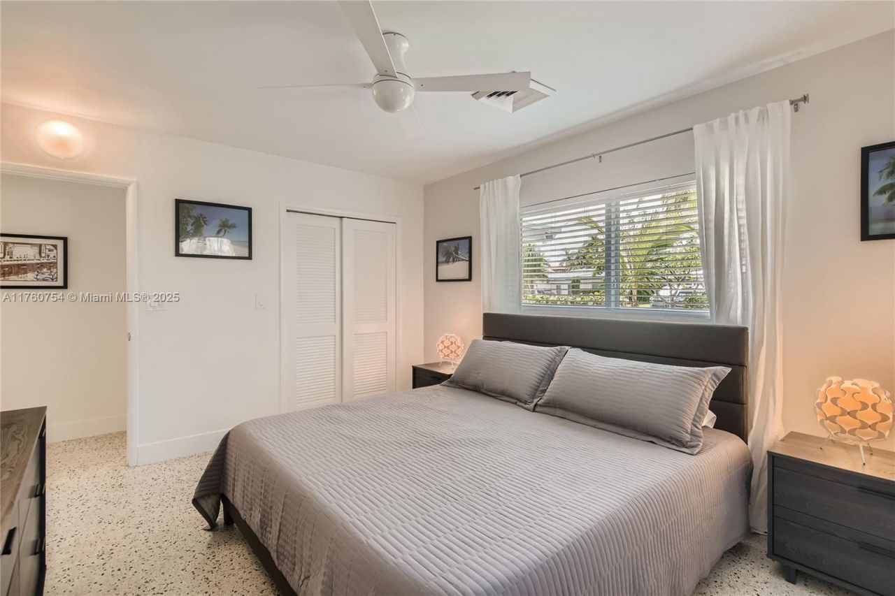 262 Bombay Ave, Lauderdale by the Sea, FL 33308 Photo