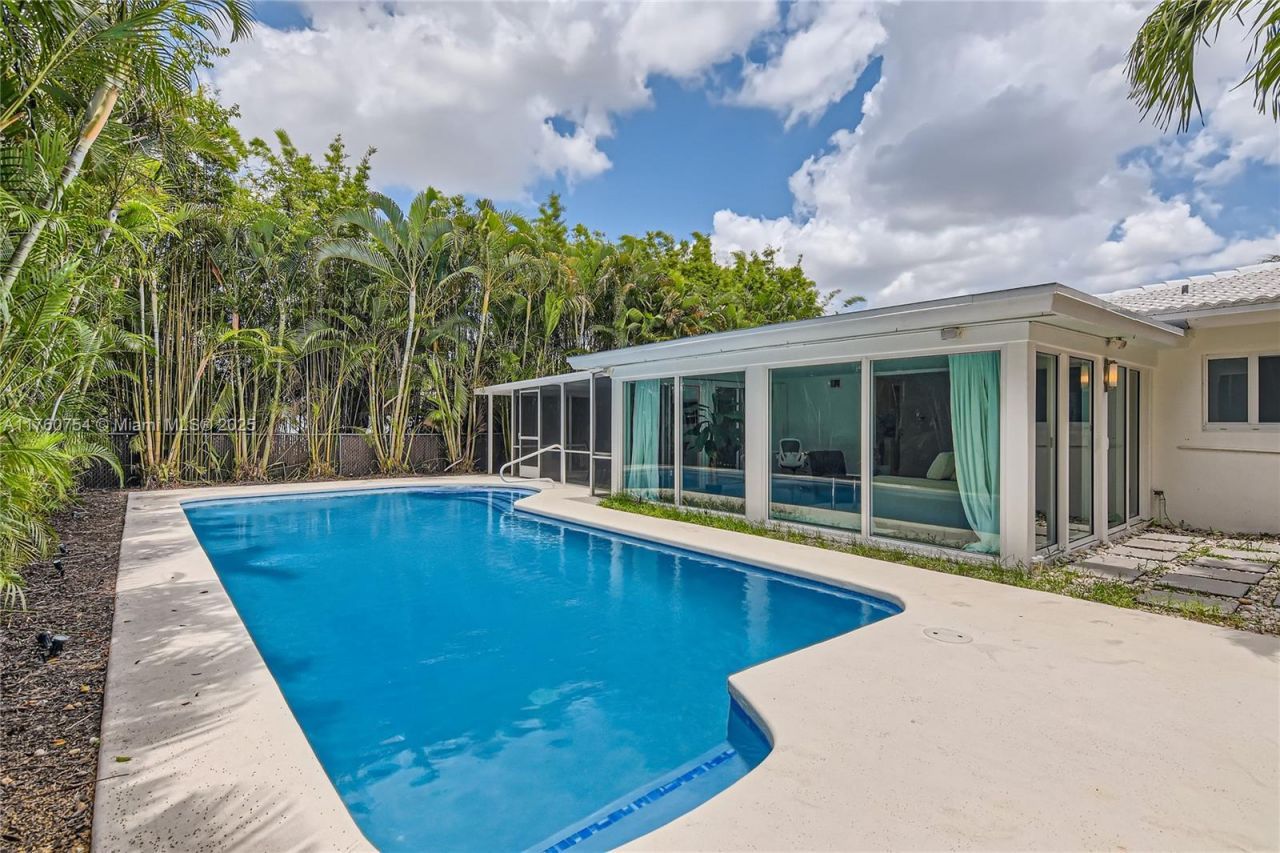 262 Bombay Ave, Lauderdale by the Sea, FL 33308 Photo