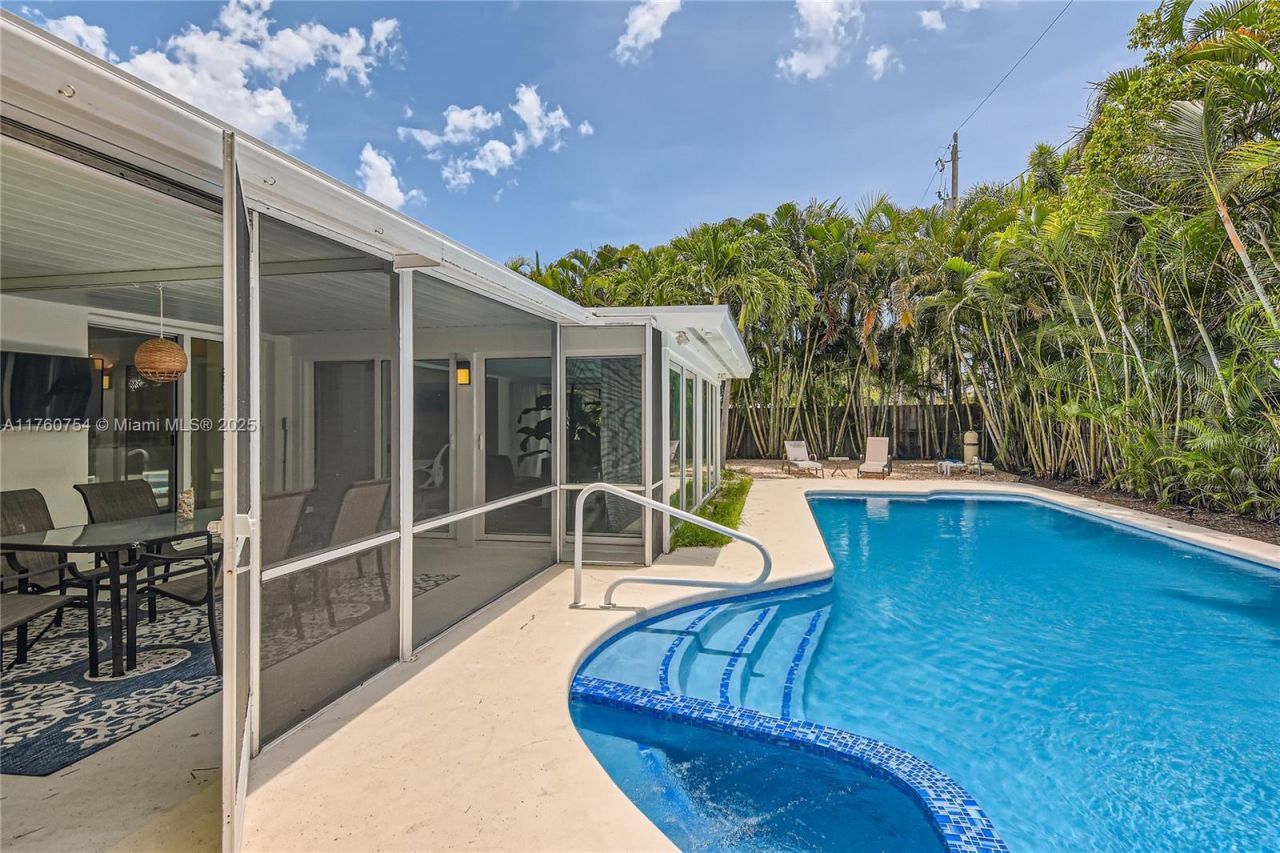 262 Bombay Ave, Lauderdale by the Sea, FL 33308 Photo