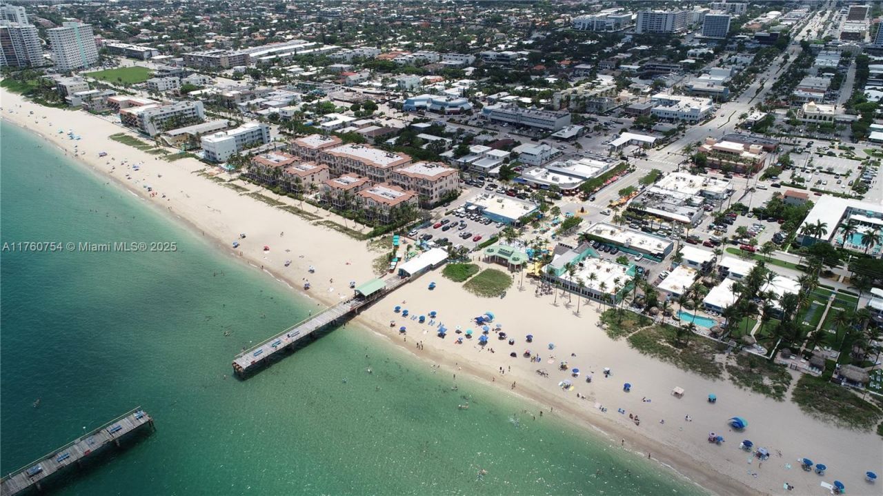 262 Bombay Ave, Lauderdale by the Sea, FL 33308 Photo