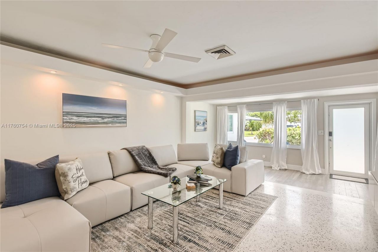 262 Bombay Ave, Lauderdale by the Sea, FL 33308 Photo