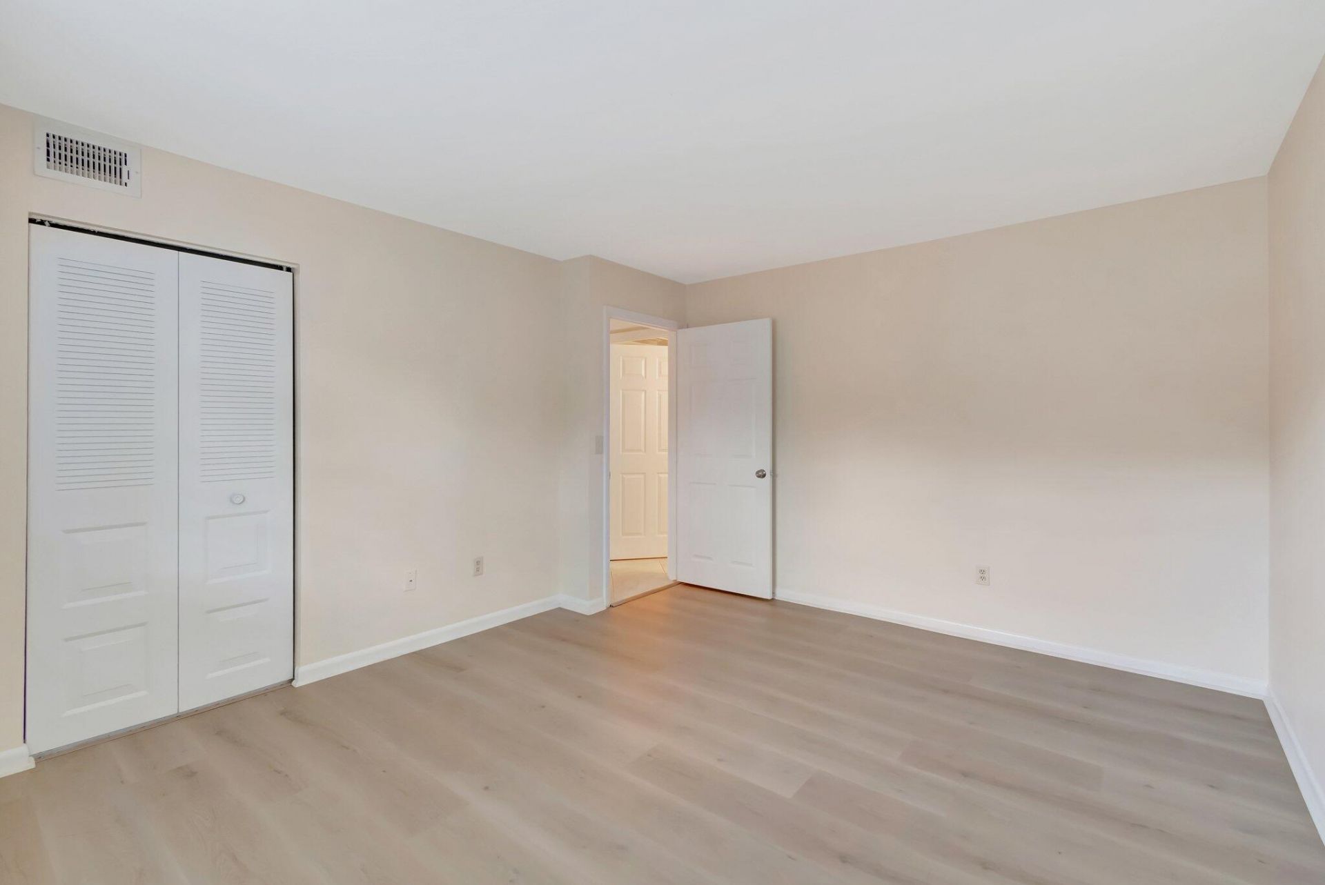 9299 Vista Del Lago E, Boca Raton, FL 33428 Photo