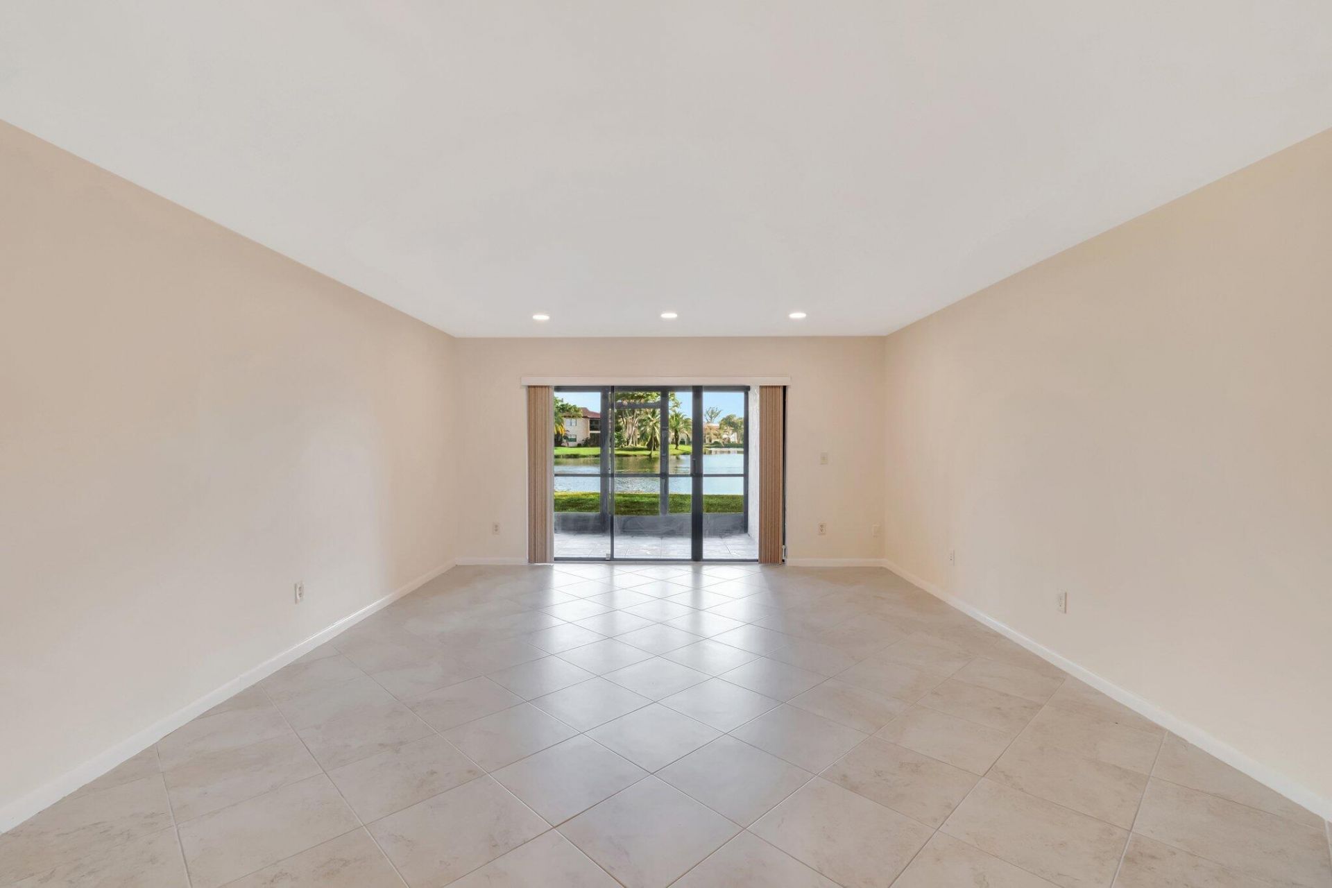 9299 Vista Del Lago E, Boca Raton, FL 33428 Photo