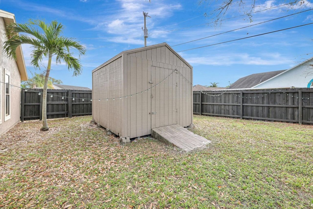 284 SW N Quick Circle, Port Saint Lucie, FL 34953 Photo