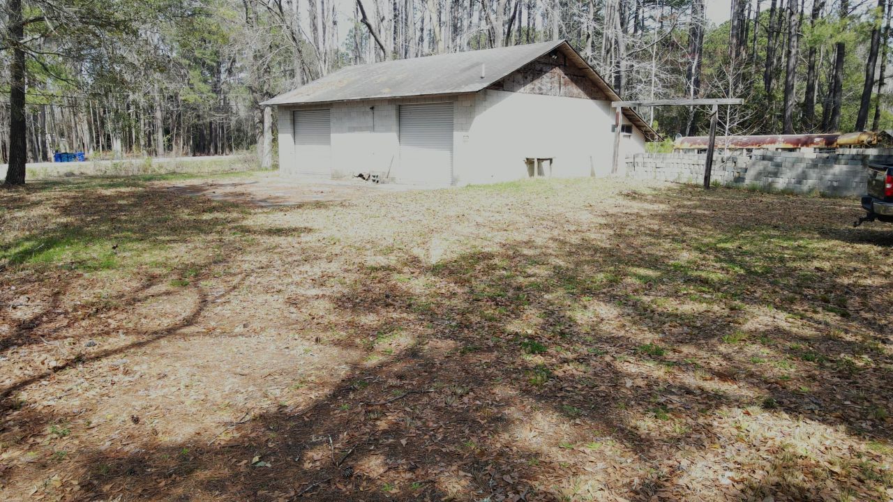 3586 Kitford Road Photo 5