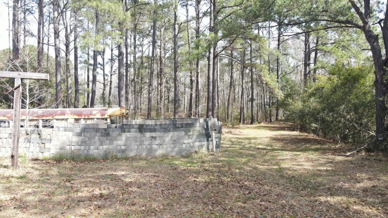 3586 Kitford Road Photo 8