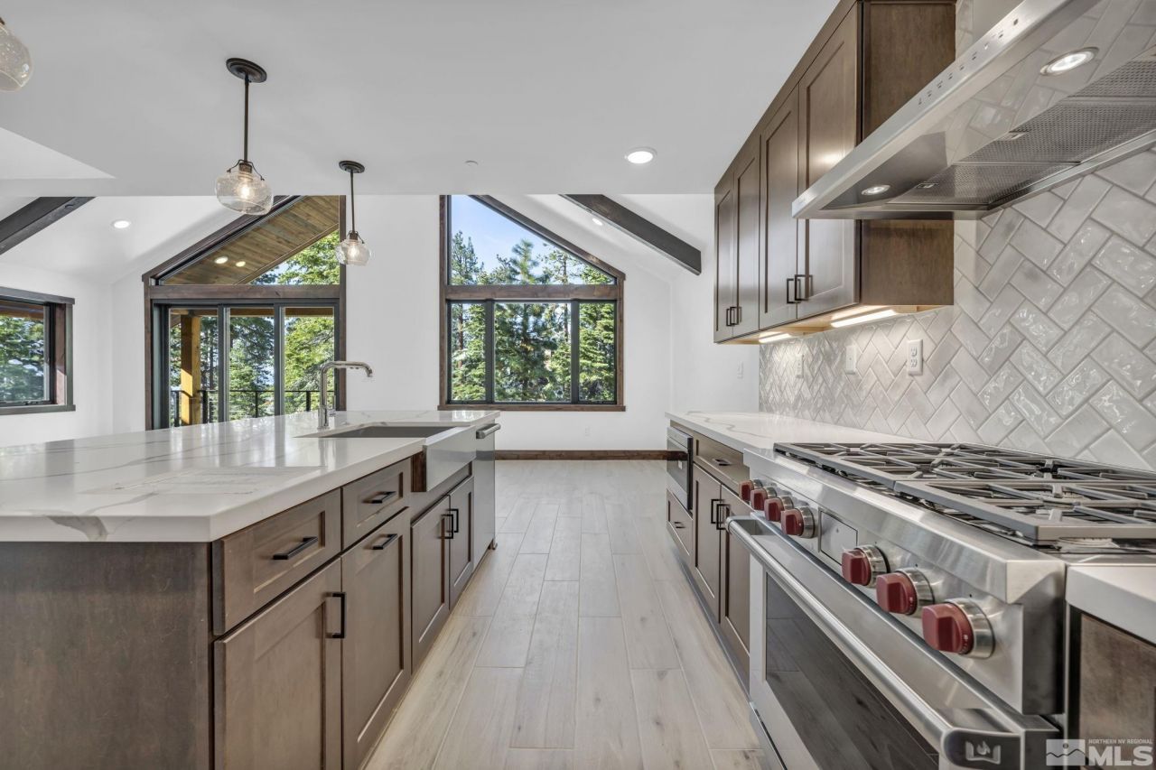 146 Sierra Colina Drive, Unit 34, Stateline, NV 89449 Photo