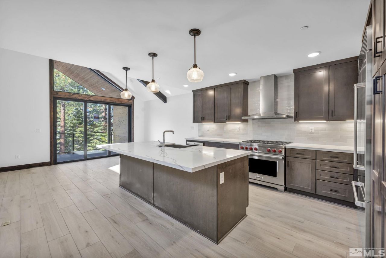 146 Sierra Colina Drive, Unit 34, Stateline, NV 89449 Photo