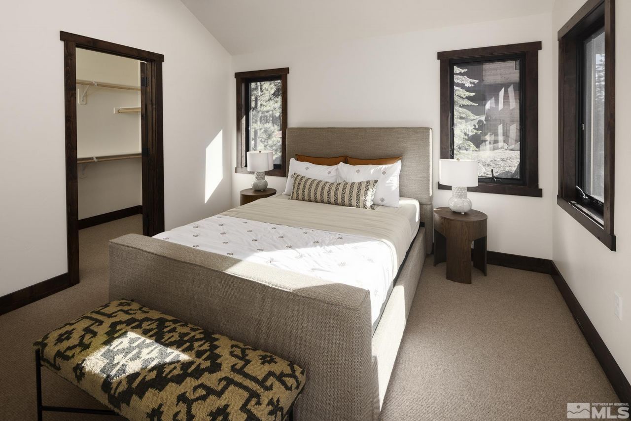 146 Sierra Colina Drive, Unit 34, Stateline, NV 89449 Photo