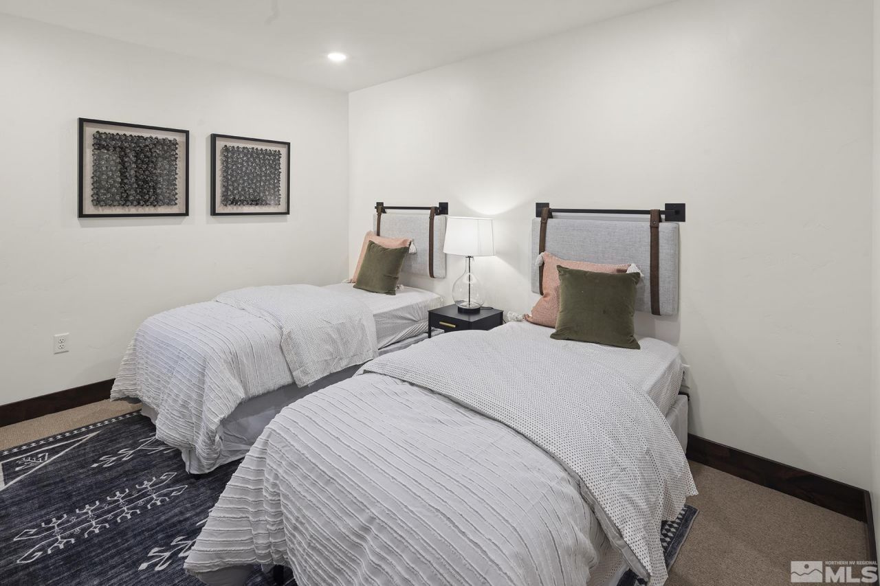 146 Sierra Colina Drive, Unit 34, Stateline, NV 89449 Photo