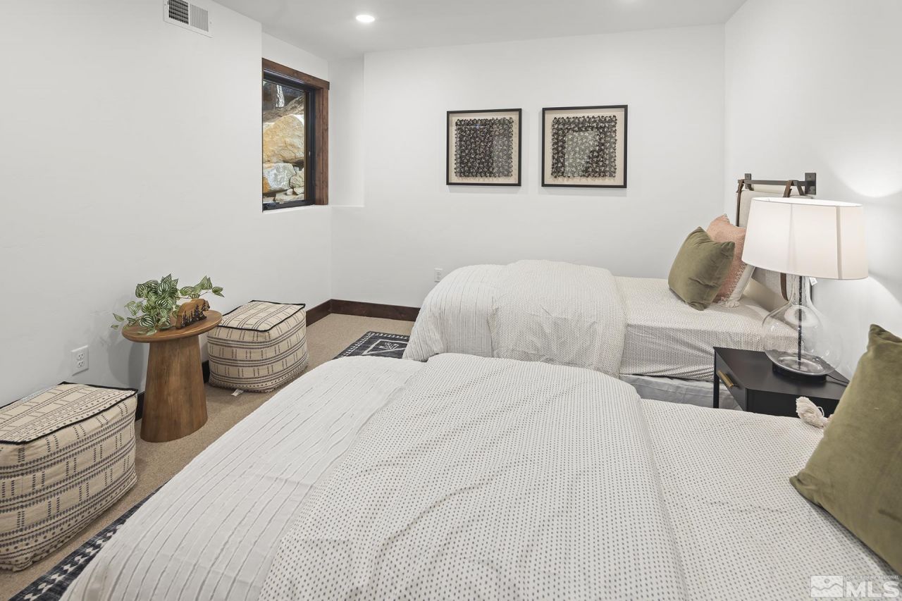 146 Sierra Colina Drive, Unit 34, Stateline, NV 89449 Photo