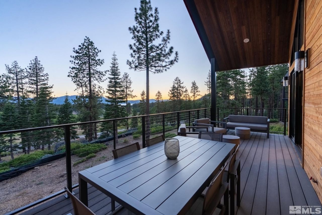 146 Sierra Colina Drive, Unit 34, Stateline, NV 89449 Photo