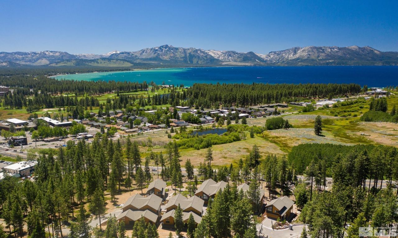 146 Sierra Colina Drive, Unit 34, Stateline, NV 89449 Photo