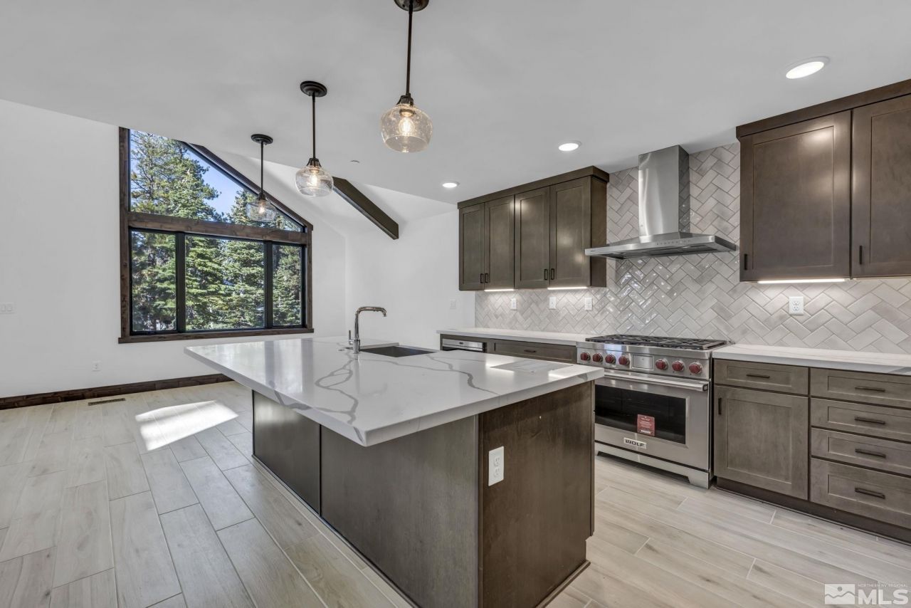 146 Sierra Colina Drive, Unit 34, Stateline, NV 89449 Photo