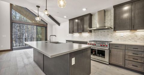 157 Sierra Colina Drive, Unit 9, Stateline, NV 89449 Photo