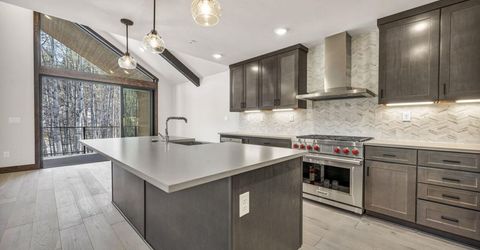 157 Sierra Colina Drive, Unit 9, Stateline, NV 89449 Photo