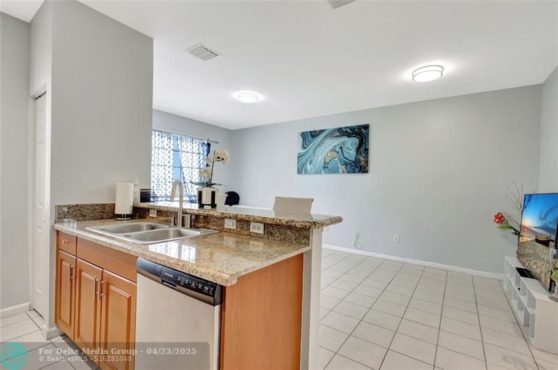 2037 Nassau Dr, Unit 2037, Riviera Beach, FL 33404 Photo