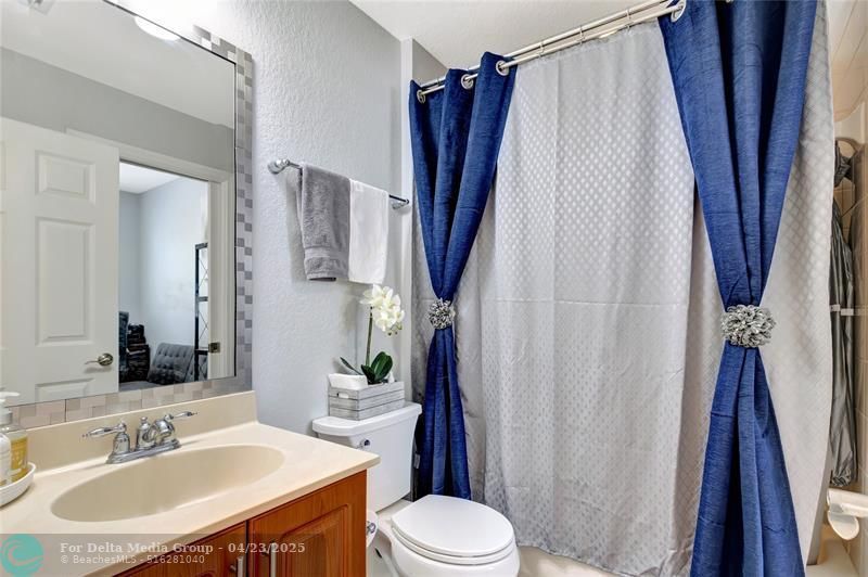 2037 Nassau Dr, Unit 2037, Riviera Beach, FL 33404 Photo