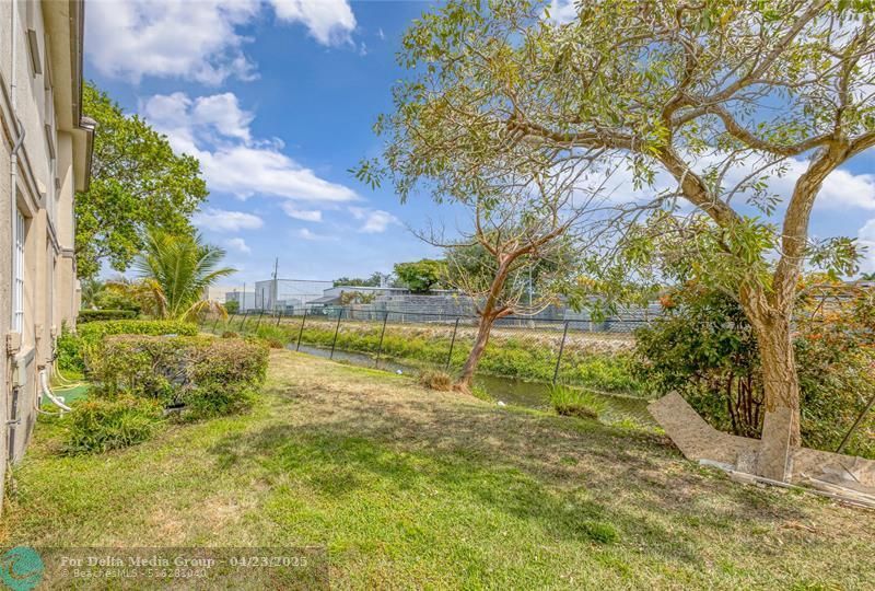 2037 Nassau Dr, Unit 2037, Riviera Beach, FL 33404 Photo