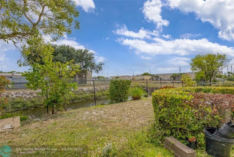 2037 Nassau Dr, Unit 2037, Riviera Beach, FL 33404 Photo