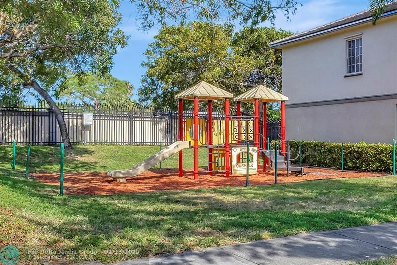 2037 Nassau Dr, Unit 2037, Riviera Beach, FL 33404 Photo