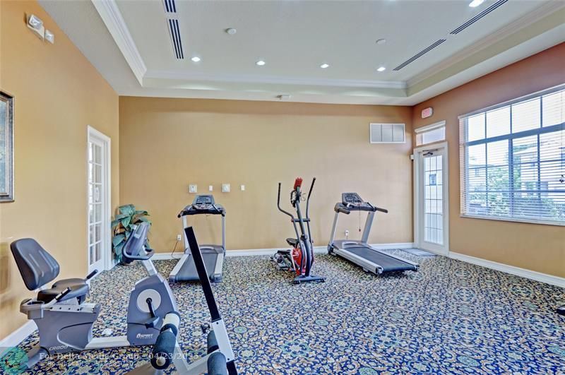 2037 Nassau Dr, Unit 2037, Riviera Beach, FL 33404 Photo