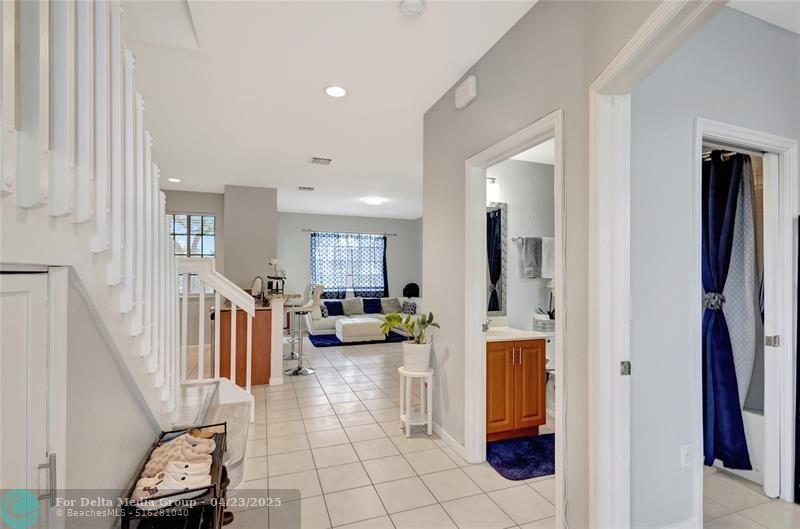 2037 Nassau Dr, Unit 2037, Riviera Beach, FL 33404 Photo