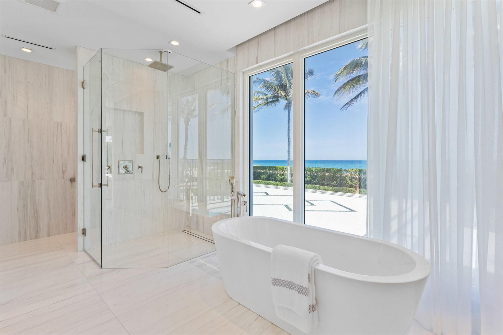1740 S Ocean Boulevard, Palm Beach, FL 33480 Photo