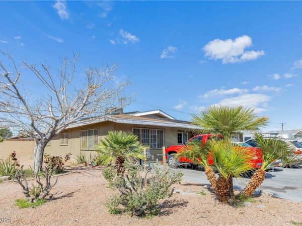 4305 Puebla Street, Las Vegas, NV 89115