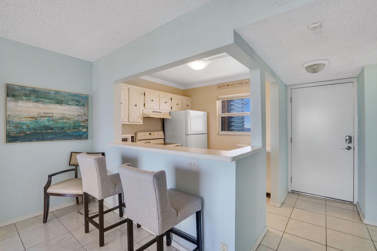 1391 S Ocean Boulevard, Unit 805, Pompano Beach, FL 33062 Photo