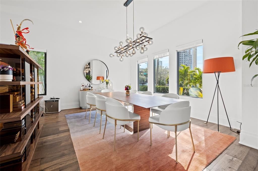 103 5th Avenue N, Saint Petersburg, FL 33701 Photo