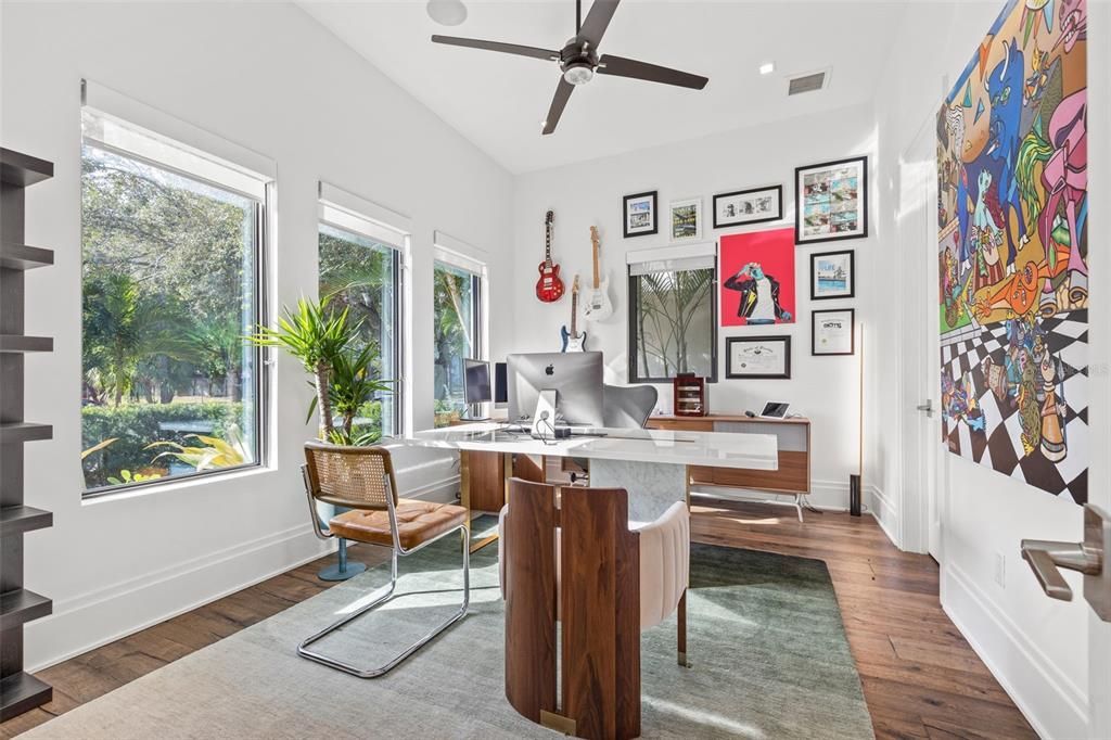 103 5th Avenue N, Saint Petersburg, FL 33701 Photo