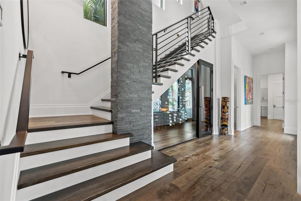 103 5th Avenue N, Saint Petersburg, FL 33701 Photo