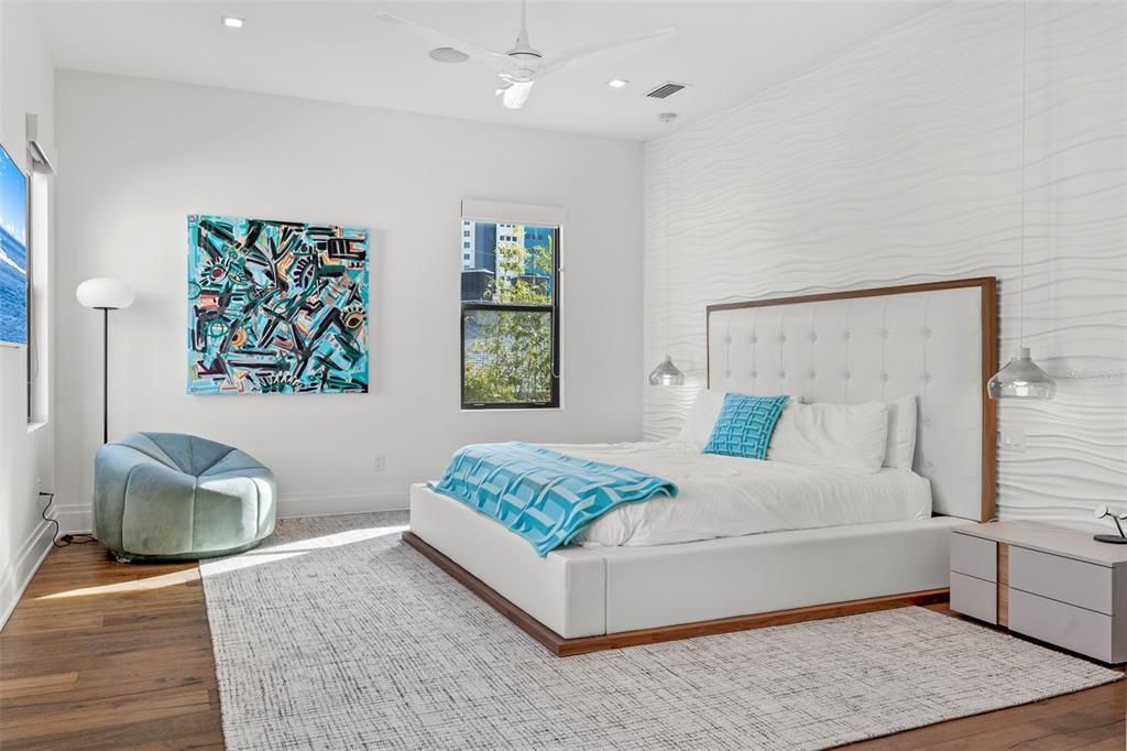 103 5th Avenue N, Saint Petersburg, FL 33701 Photo