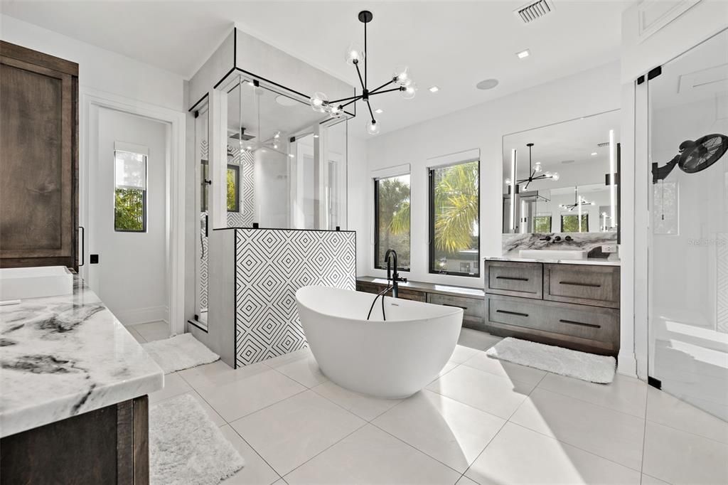 103 5th Avenue N, Saint Petersburg, FL 33701 Photo