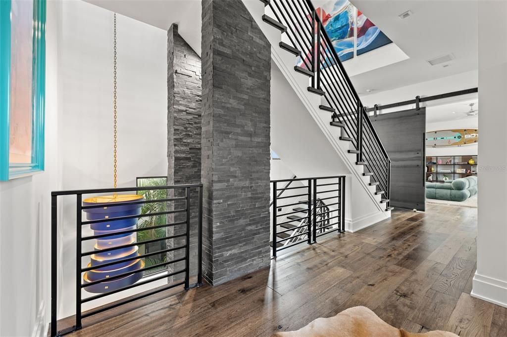 103 5th Avenue N, Saint Petersburg, FL 33701 Photo