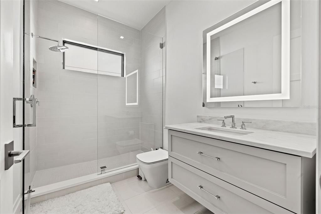 103 5th Avenue N, Saint Petersburg, FL 33701 Photo