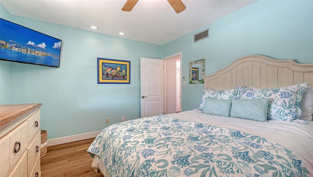 4234 Gulf Of Mexico Drive, Unit Q2, Longboat Key, FL 34228 Photo