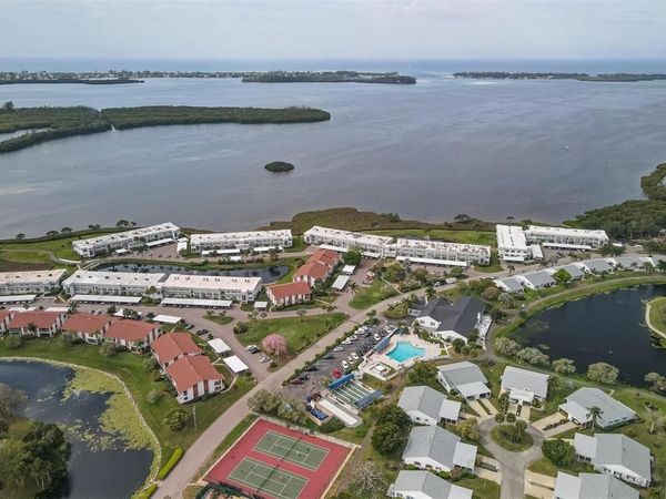 4753 INDEPENDENCE DRIVE, BRADENTON, FL 34210