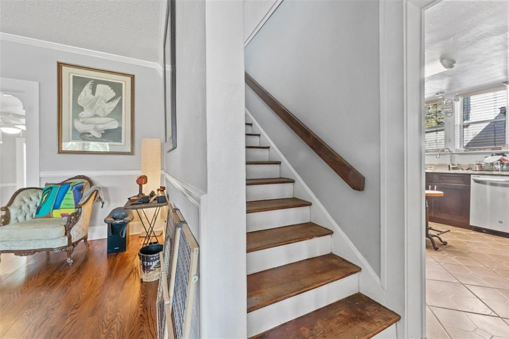 681 Jasmine Way S, Saint Petersburg, FL 33705 Photo